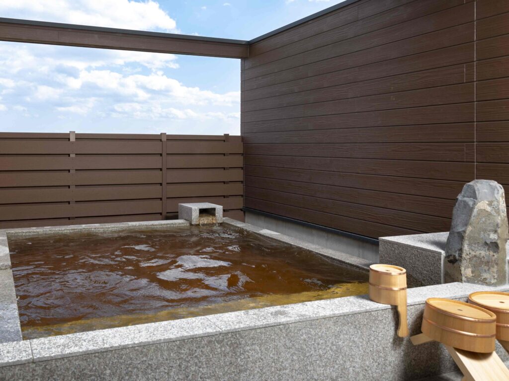 桜花の湯、半露天家族風呂「光風（こうふう）」